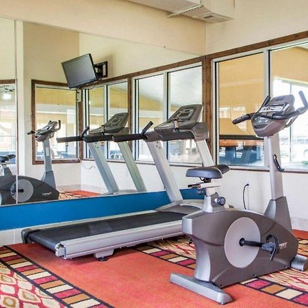 Quality Inn & Suites Kansas City - Independence I-70 East Exteriör bild