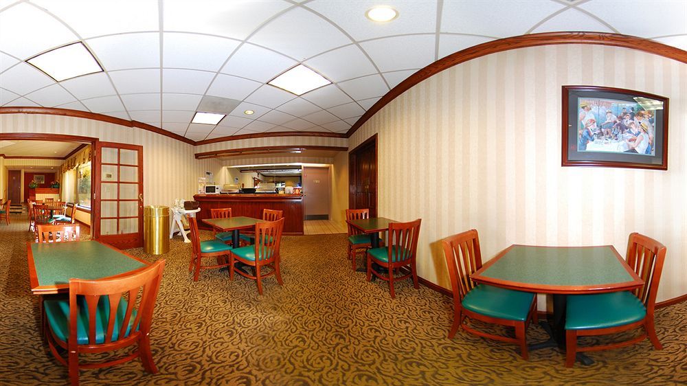 Quality Inn & Suites Kansas City - Independence I-70 East Exteriör bild