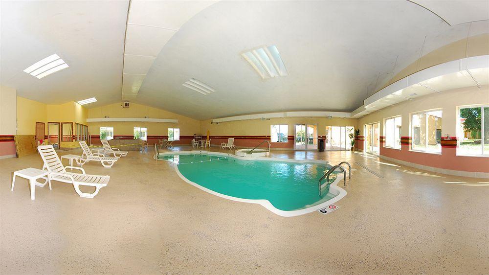 Quality Inn & Suites Kansas City - Independence I-70 East Exteriör bild